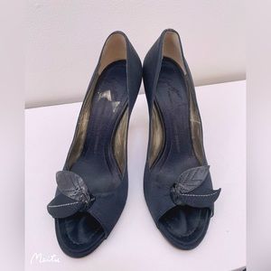 Giuseppe Zanotti Peep Toe Pump size 38.5